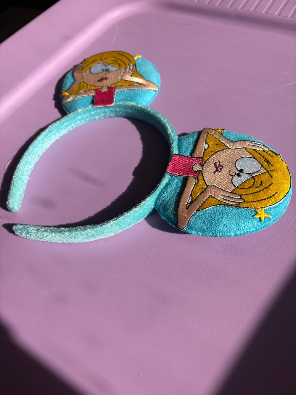 Lizzie McGuire Disney Ears - Picture 3 of 5